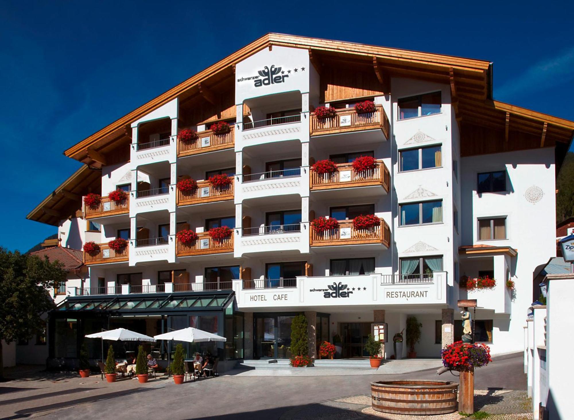 Hotel Schwarzer Adler Nauders Exterior foto